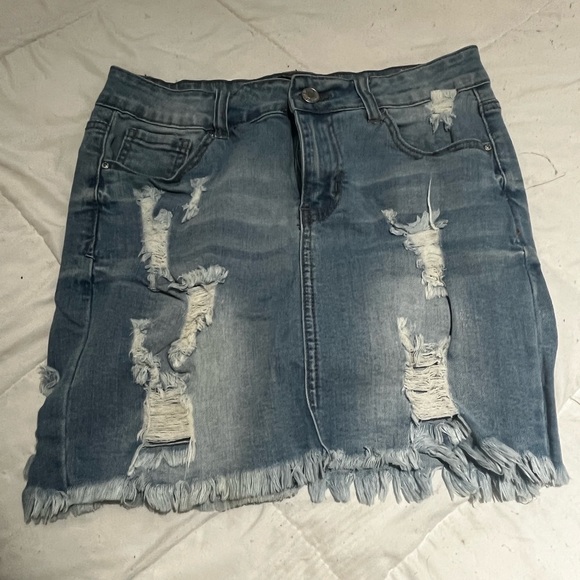 NWOT Denim skirt - Picture 2 of 3